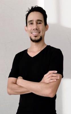 Raul L - Senior UI/UX Designer